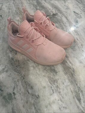 adidas Women’s Blush Pink Athletic Sneakers